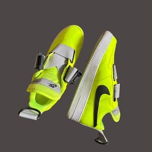Air Force 1 Utility Neon size 10